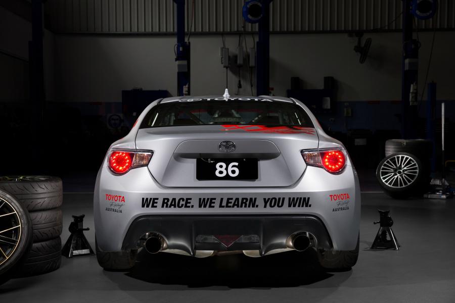  Toyota GT 86 Pro-Am 2015 года  (фото 5 из 9)